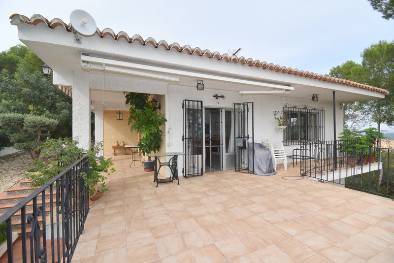5 bed Villa in Alberic