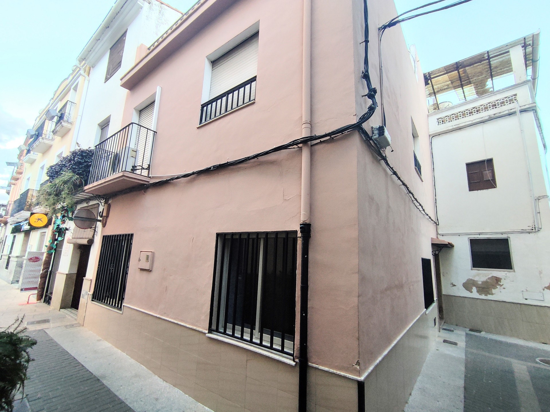 6 bed Townhouse in Gandia