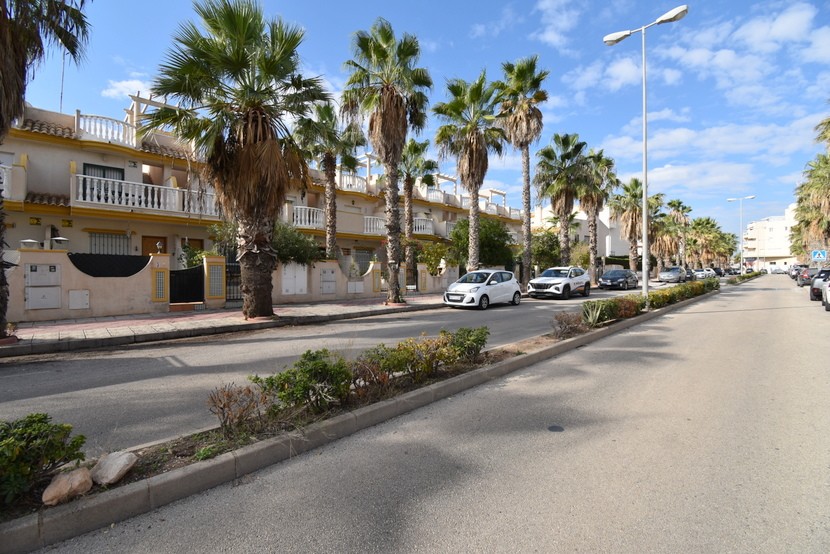 3 bed Townhouse in Cabo Roig