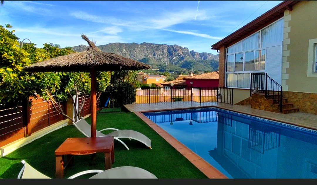 4 bed Villa in Alzira