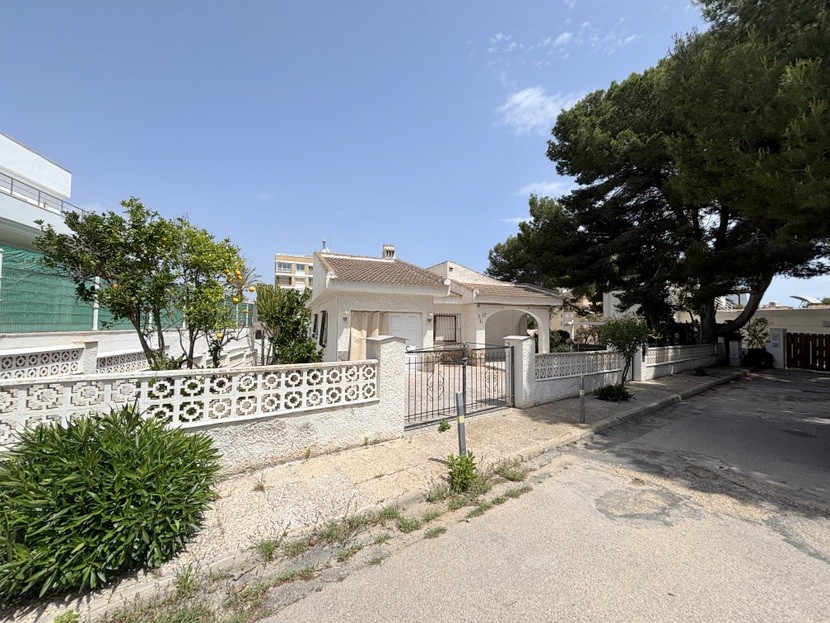 3 bed Villa in La Zenia