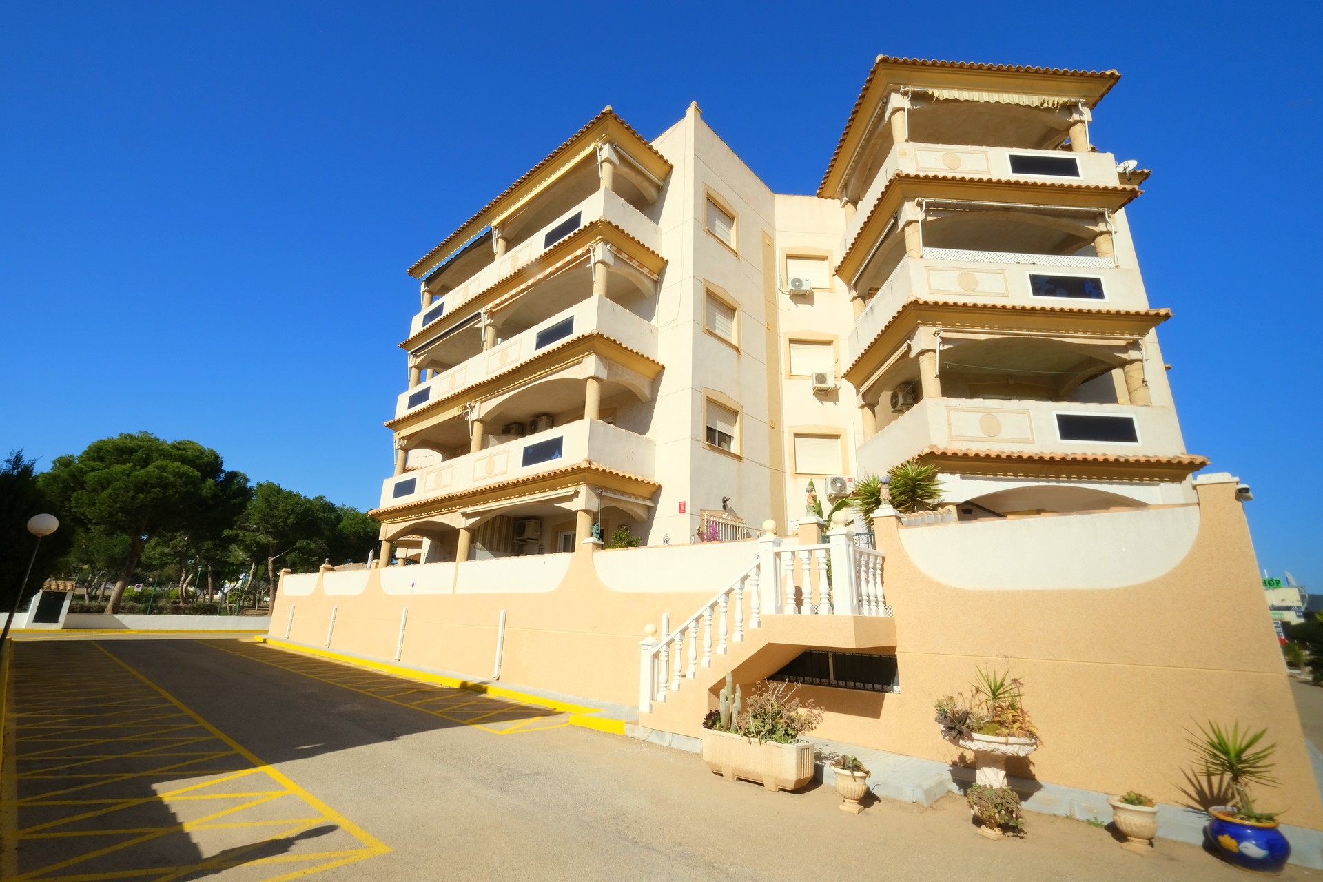 2 bed Apartment in La Zenia
