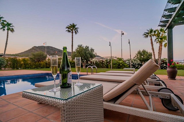 5 bed Villa in El Valle Golf Resort