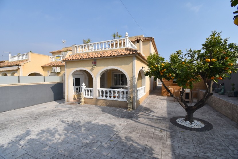 3 bed Villa in Los Balcones