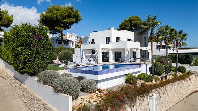5 bed Villa in Moraira
