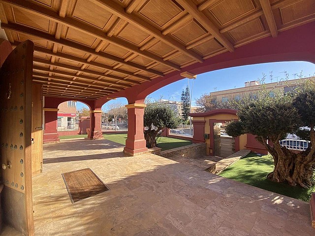 4 bed Villa in Santiago de la Ribera