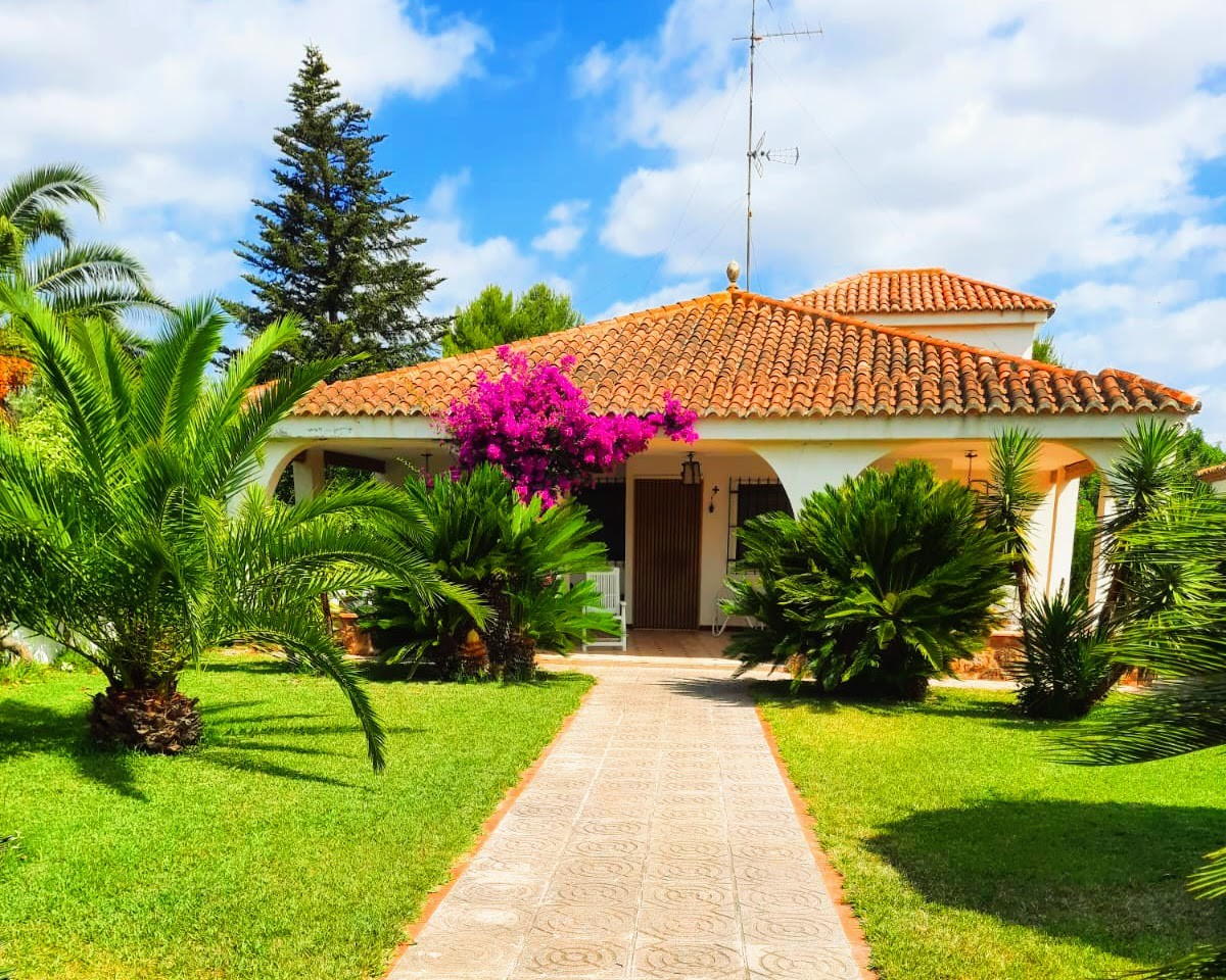 5 bed Villa in Macastre