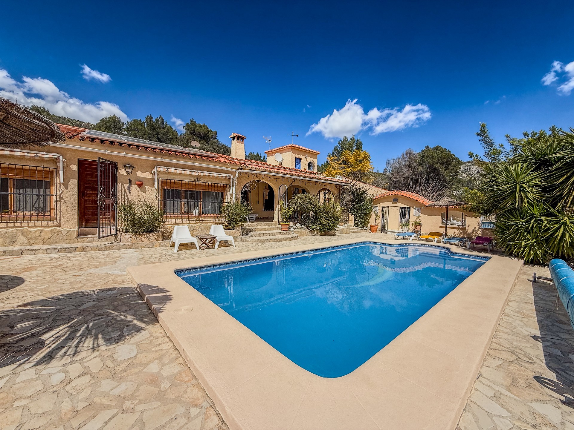 5 bed Villa in Castell de Castells