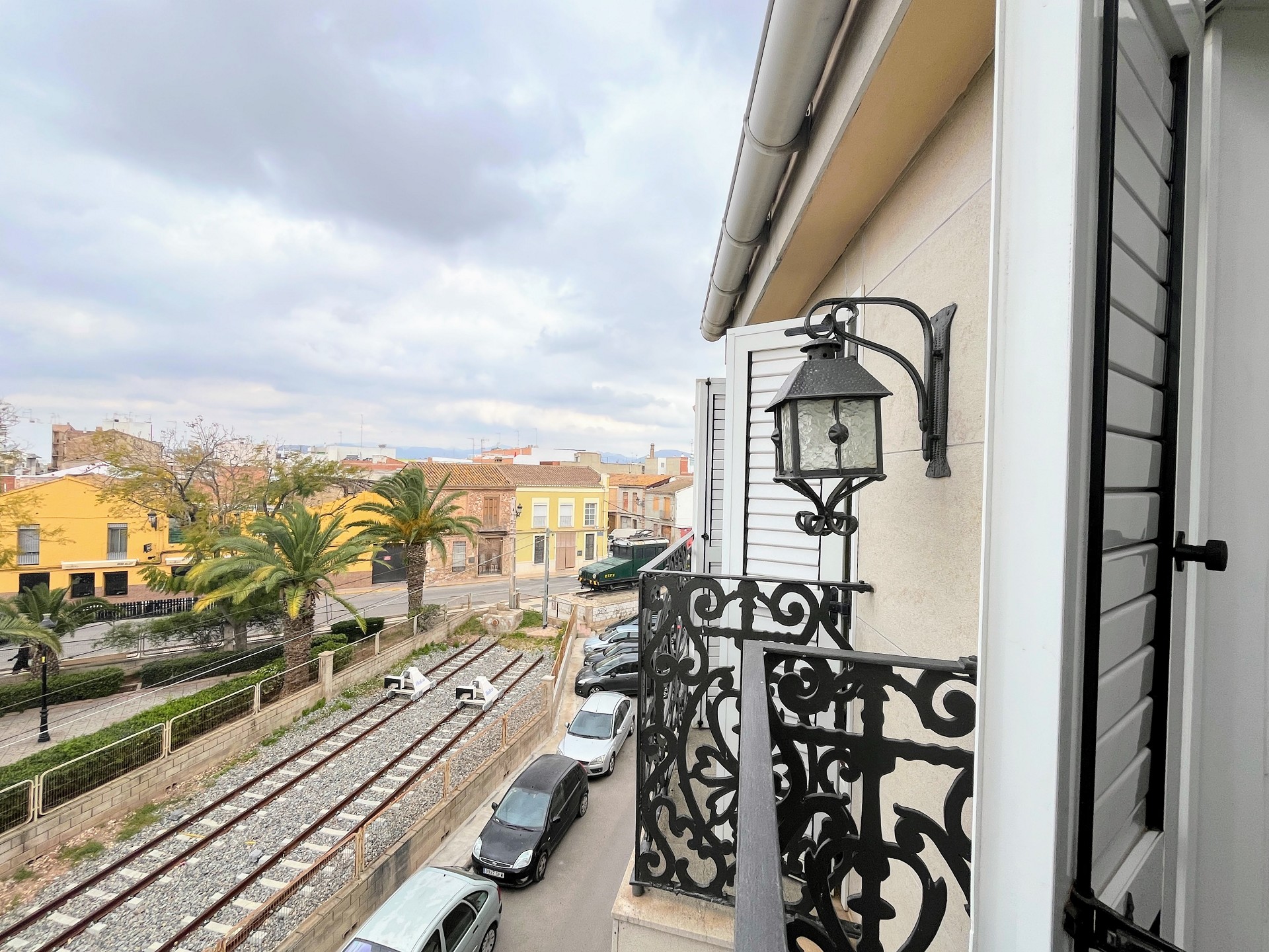 5 bed Villa in Rafelbunyol