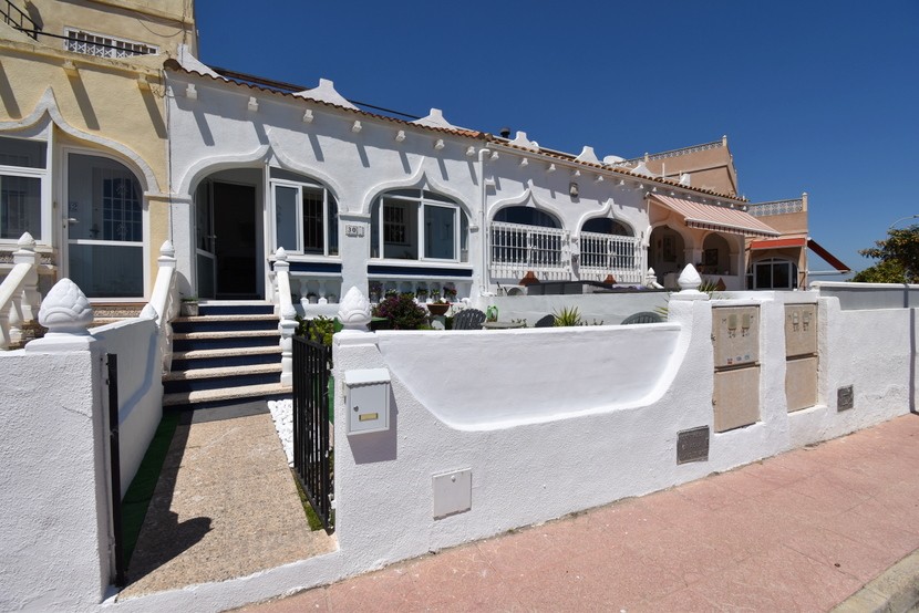 2 bed Bungalow in San Miguel de Salinas