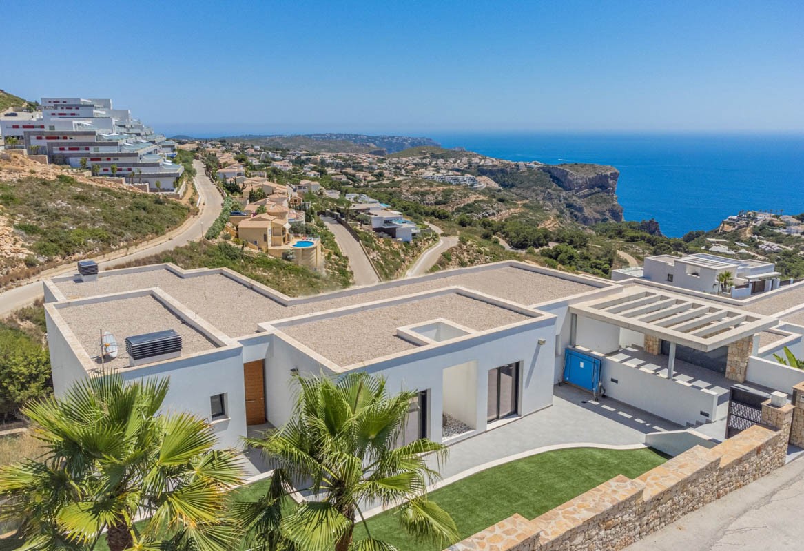 4 bed Villa in Cumbre del Sol
