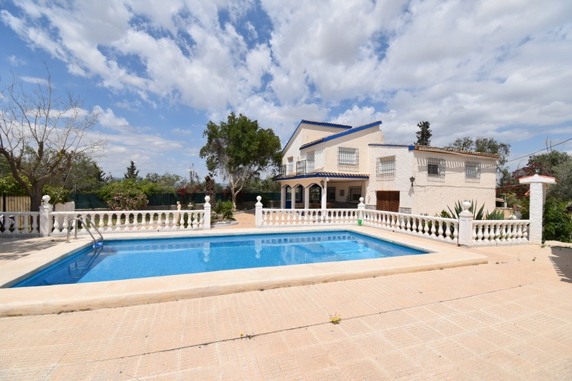 4 bed Villa in Valle del Sol