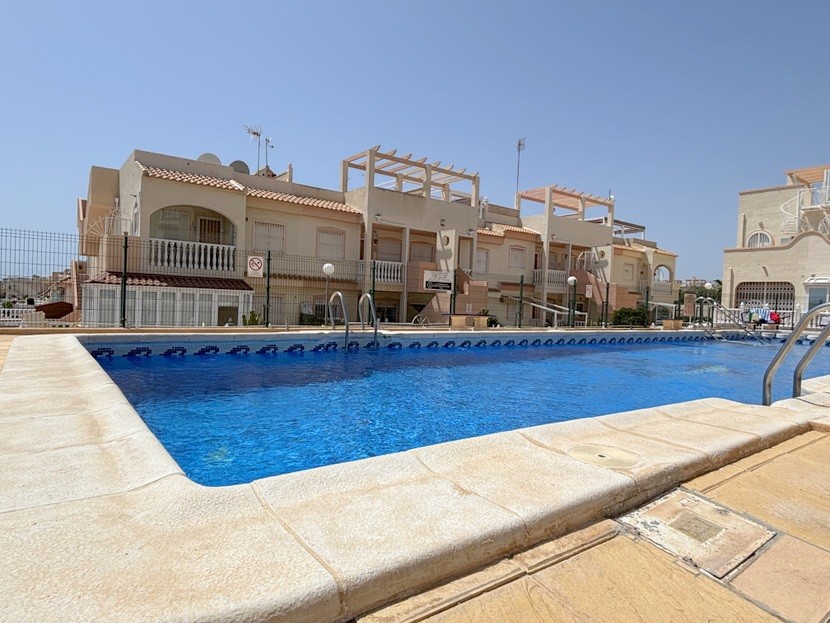 2 bed Apartment in La Florida