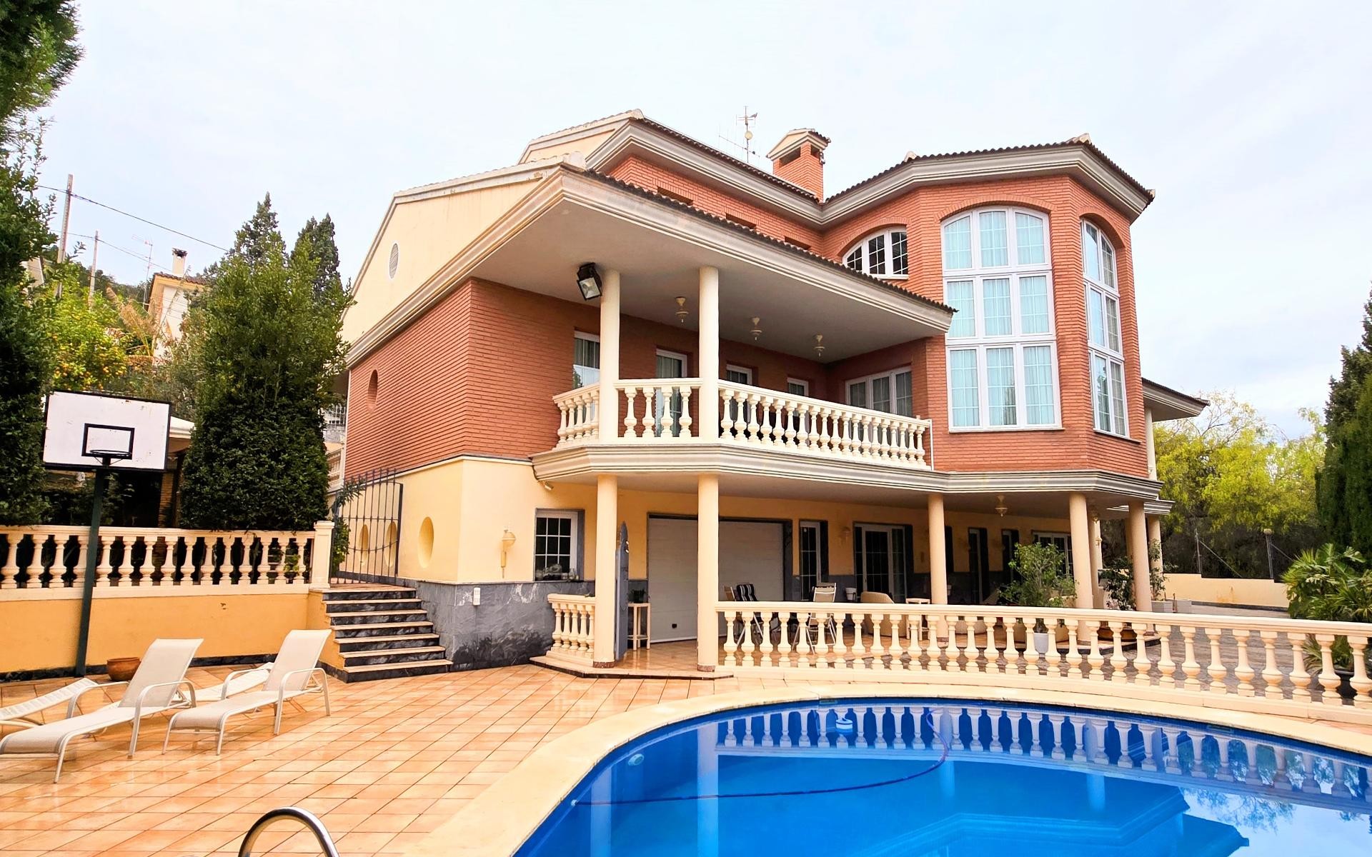 5 bed Villa in La Eliana