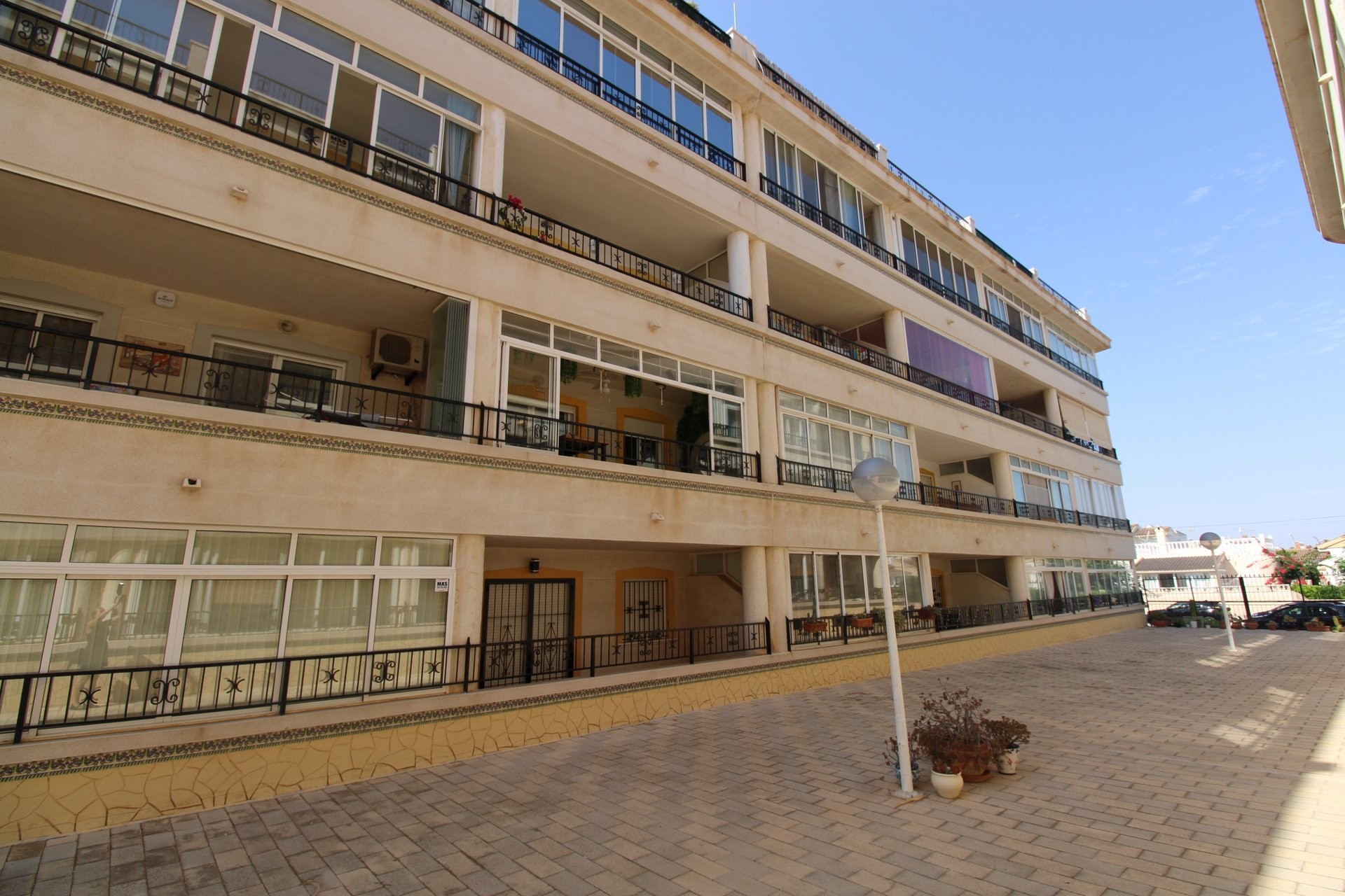 2 bed Apartment in Playa Flamenca