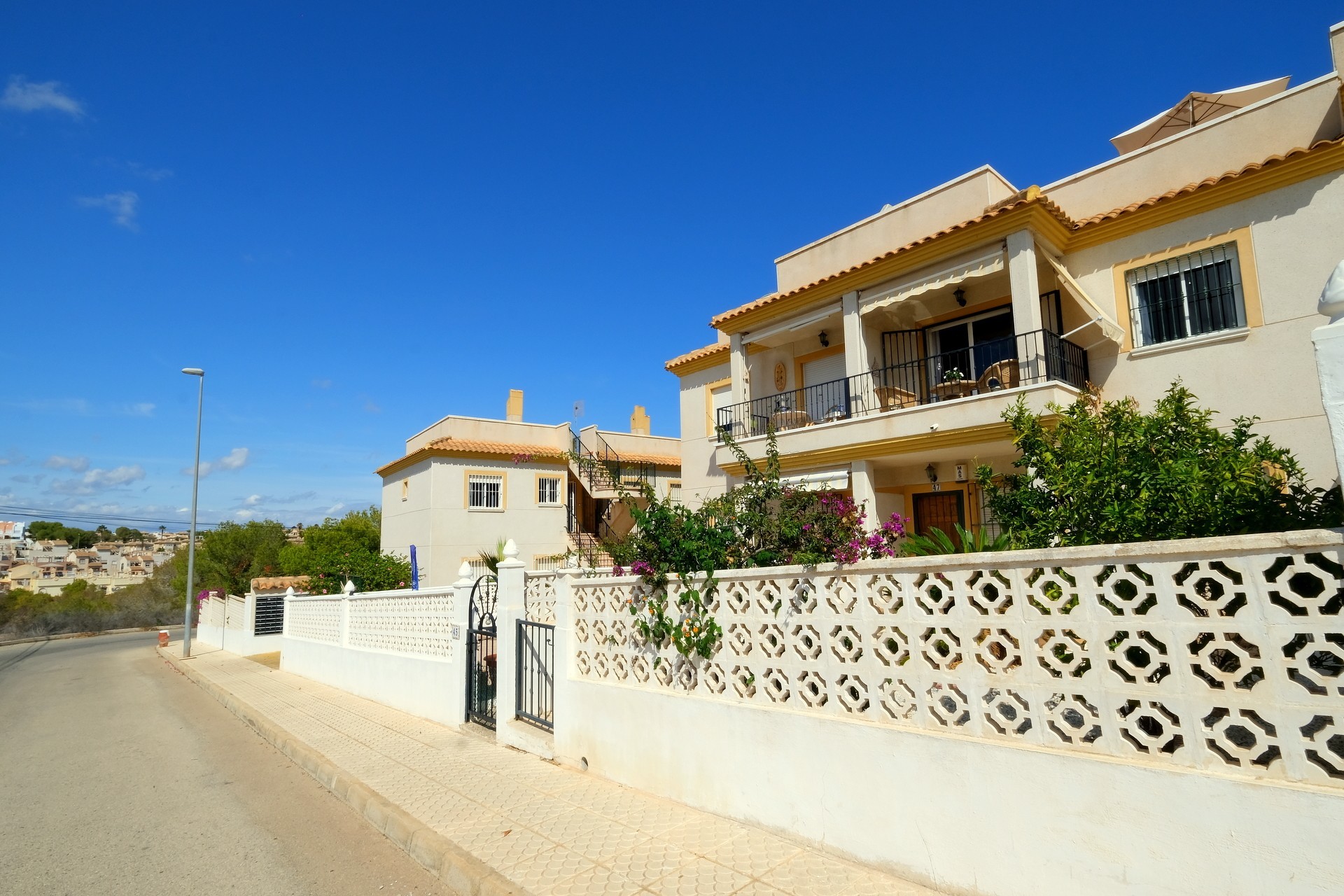 2 bed Apartment in Villamartin