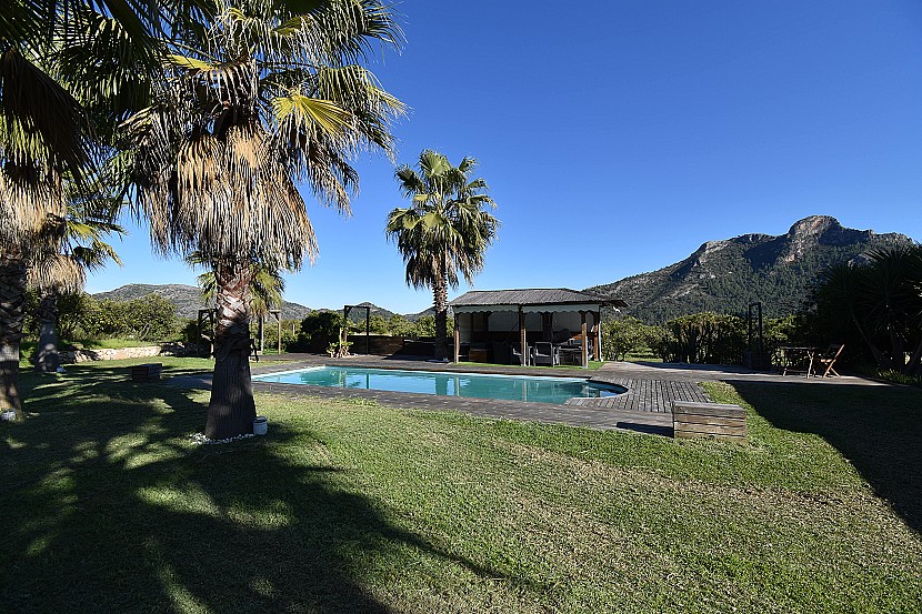 9 Bedroom Villa in Gandia