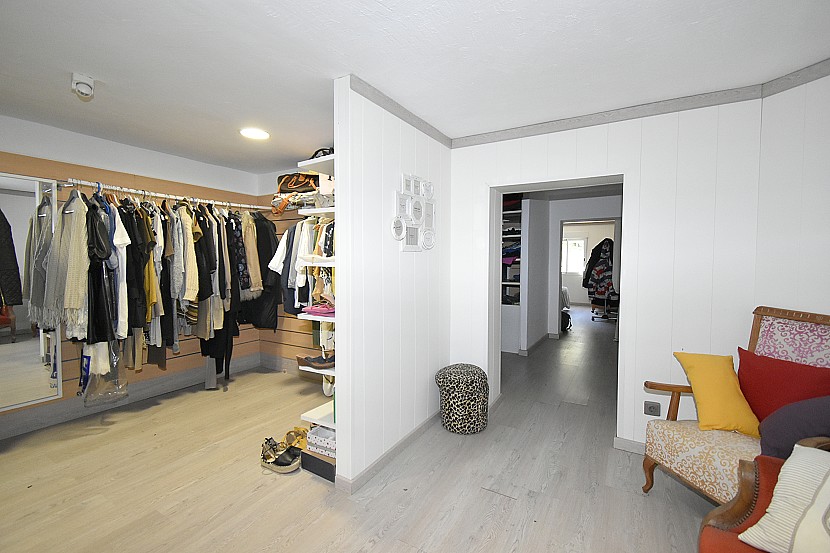 9 Bedroom Villa in Gandia