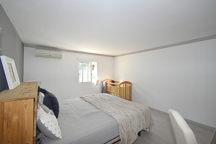 9 Bedroom Villa in Gandia