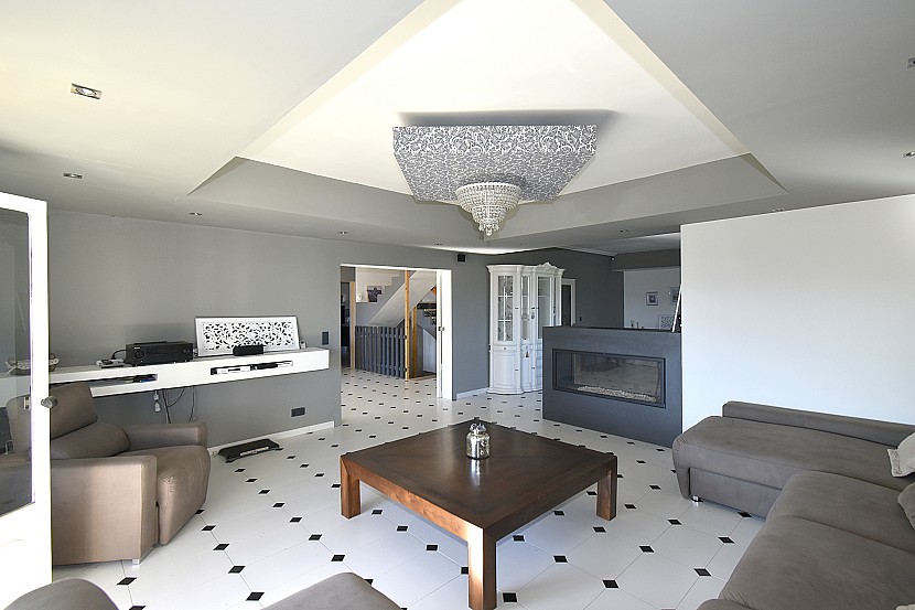 9 Bedroom Villa in Gandia