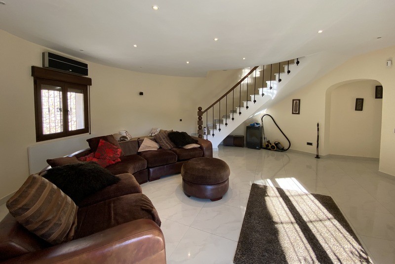 Villa mit 4 Schlafzimmern in Barx