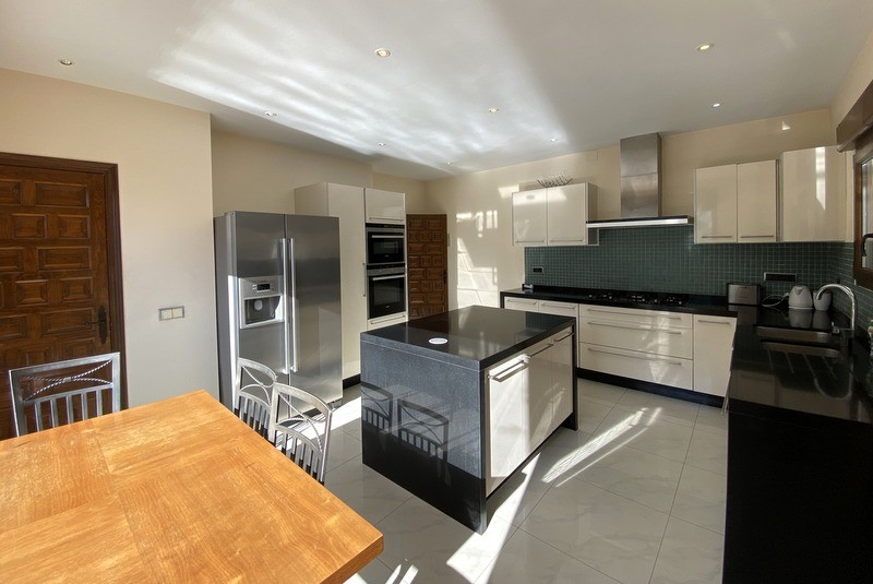 Villa mit 4 Schlafzimmern in Barx