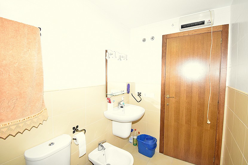 Casa de pueblo de 5 dormitorios en Carcer