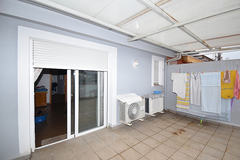 Casa de pueblo de 5 dormitorios en Carcer