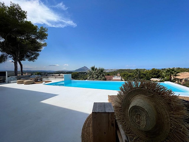 Villa mit 4 Schlafzimmern in Javea