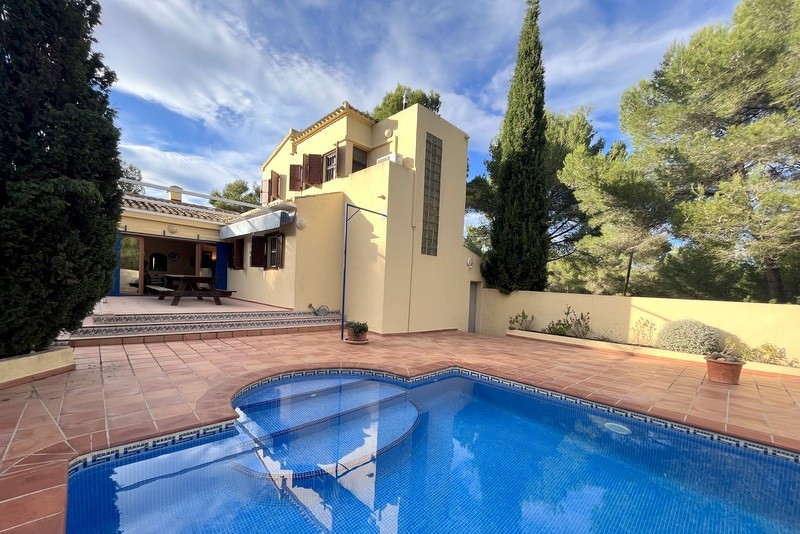 Villa mit 4 Schlafzimmern in Javea