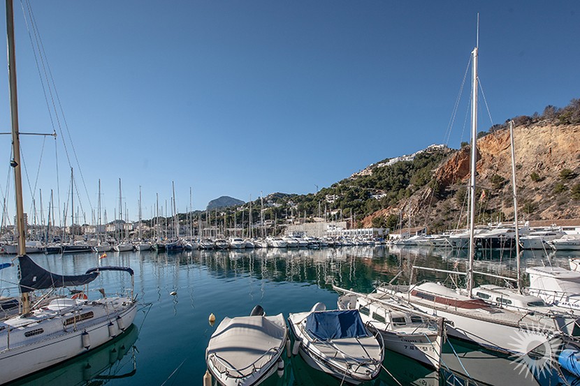 Villa mit 4 Schlafzimmern in Javea