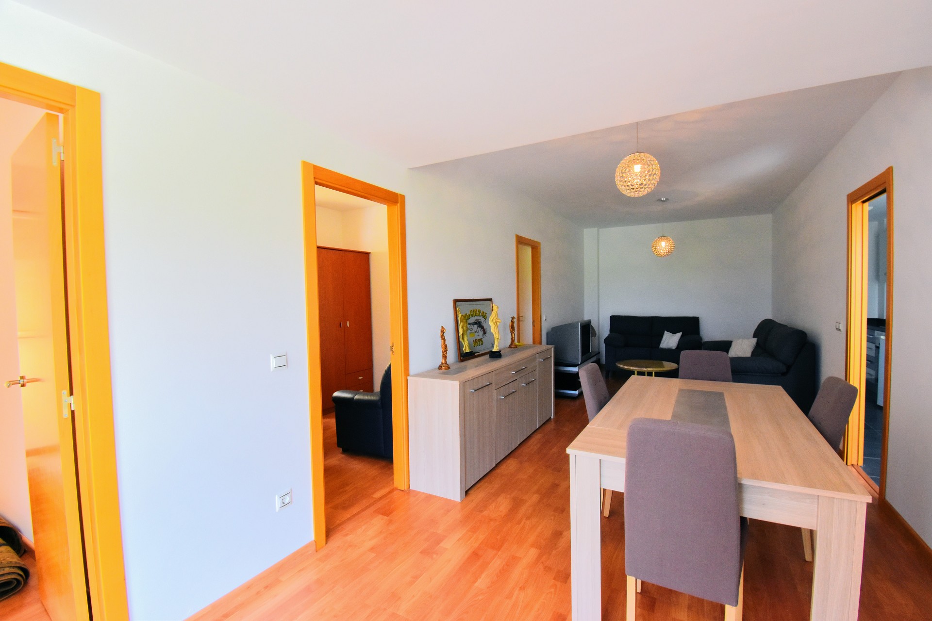 Apartamento de 3 dormitorios en Llauri