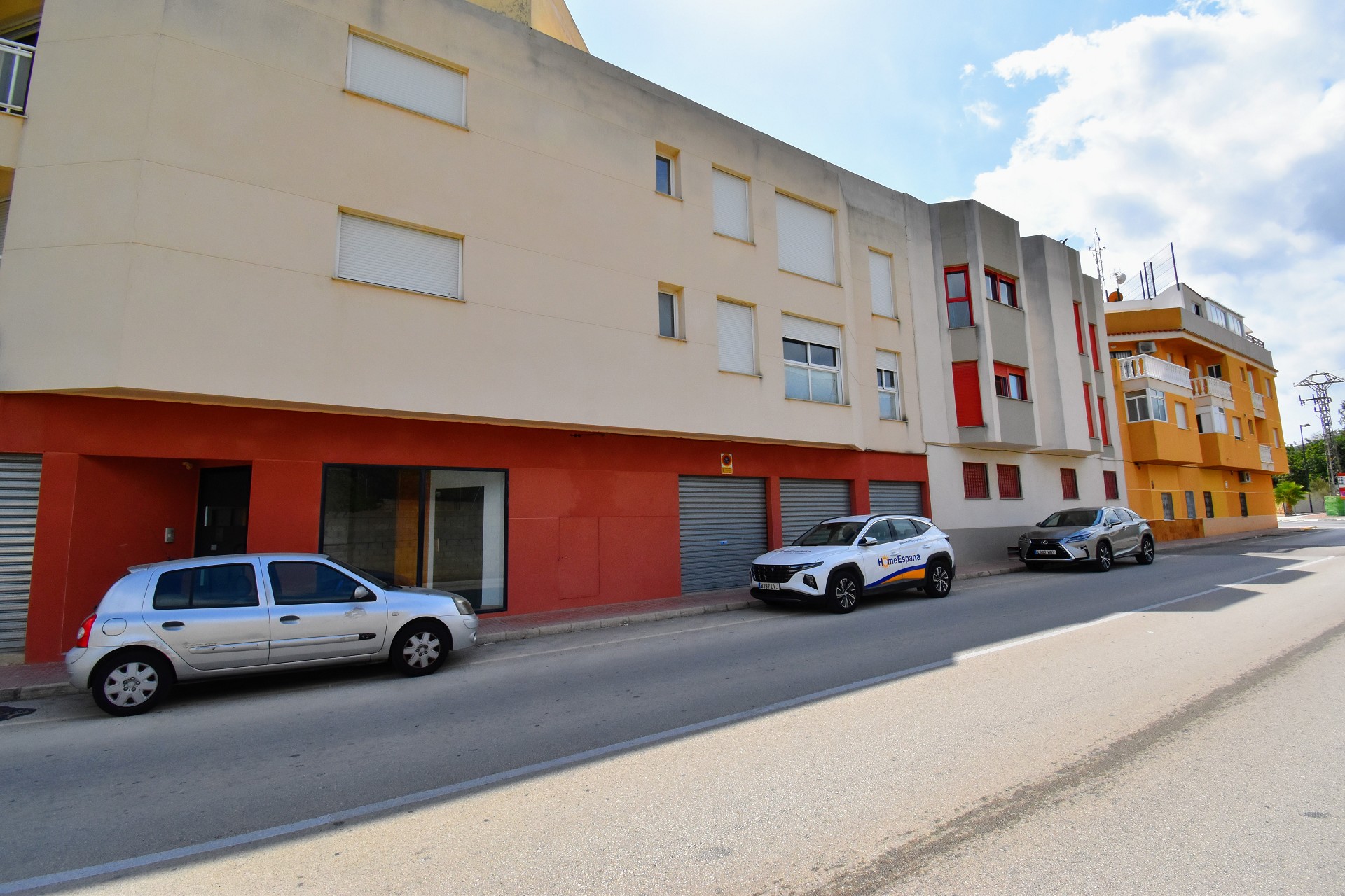 Apartamento de 3 dormitorios en Llauri