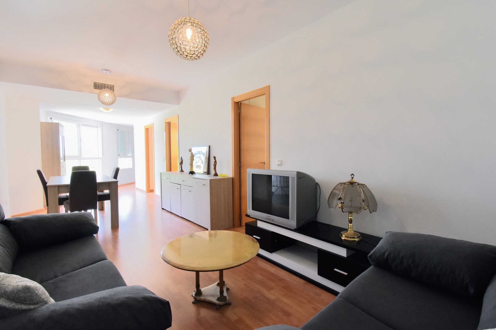 Apartamento de 3 dormitorios en Llauri