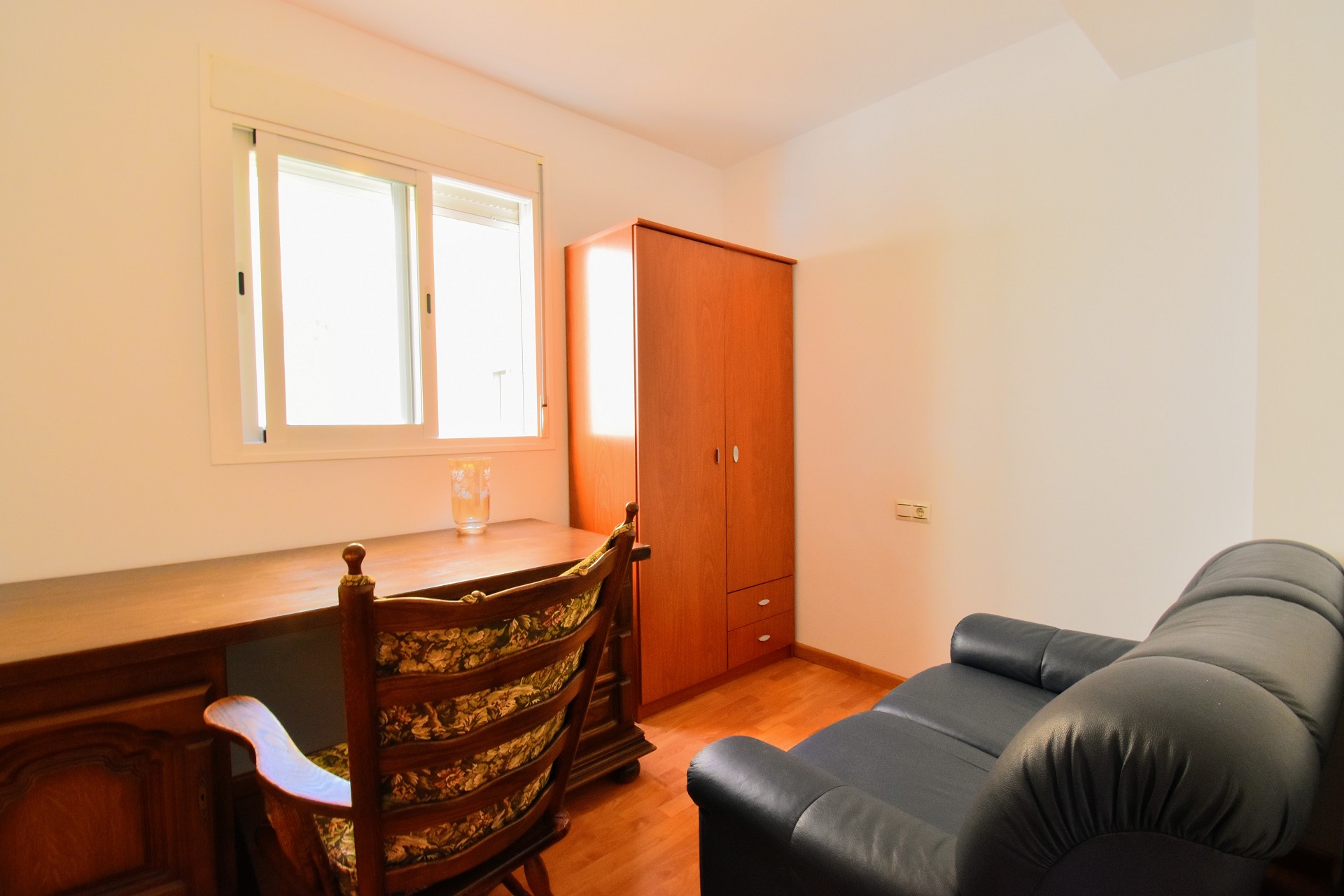 Apartamento de 3 dormitorios en Llauri