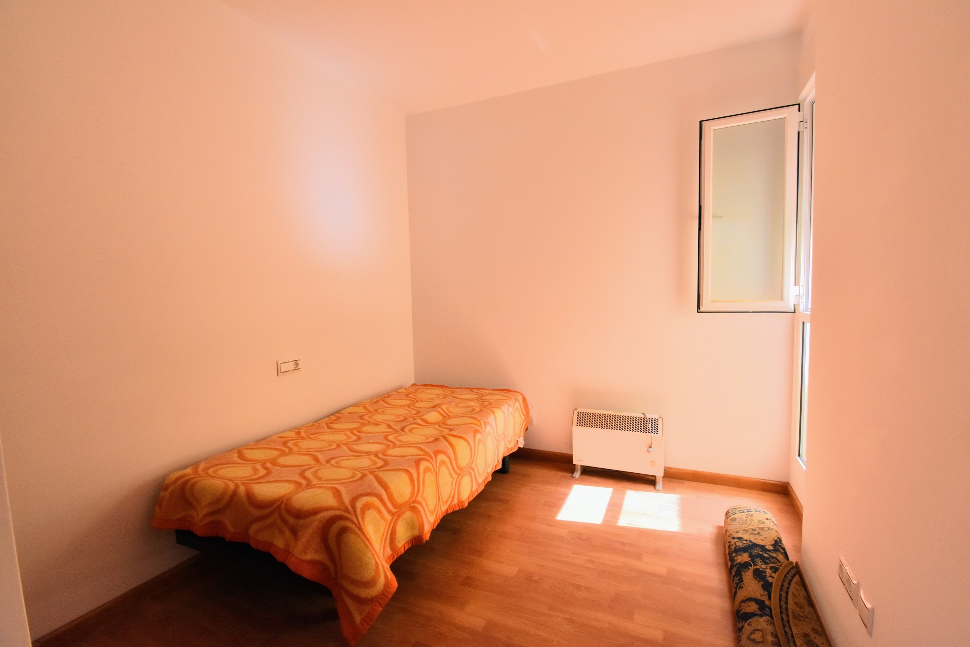 Apartamento de 3 dormitorios en Llauri