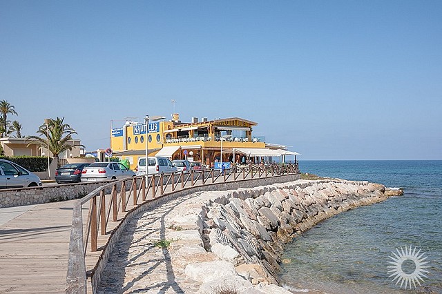 Apartamento de 2 dormitorios en Punta Prima