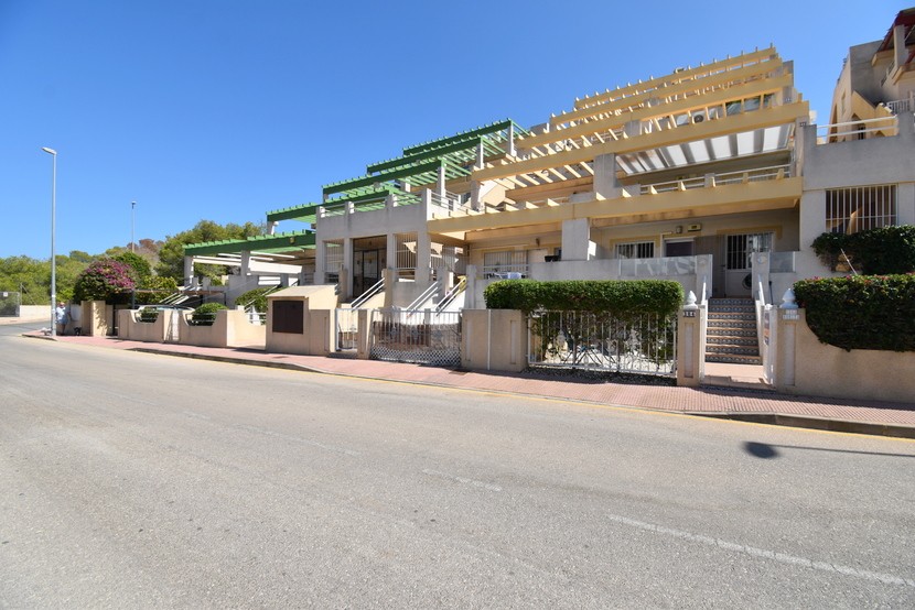 2 bed Apartment in Villamartin