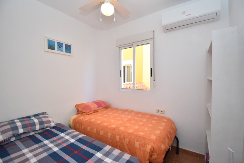 Stadthaus mit 3 Schlafzimmern in La Zenia