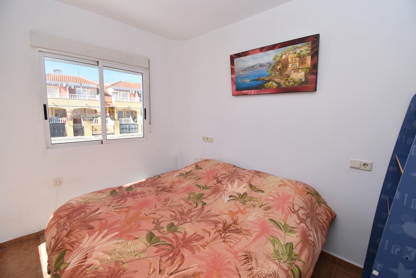 Stadthaus mit 3 Schlafzimmern in La Zenia