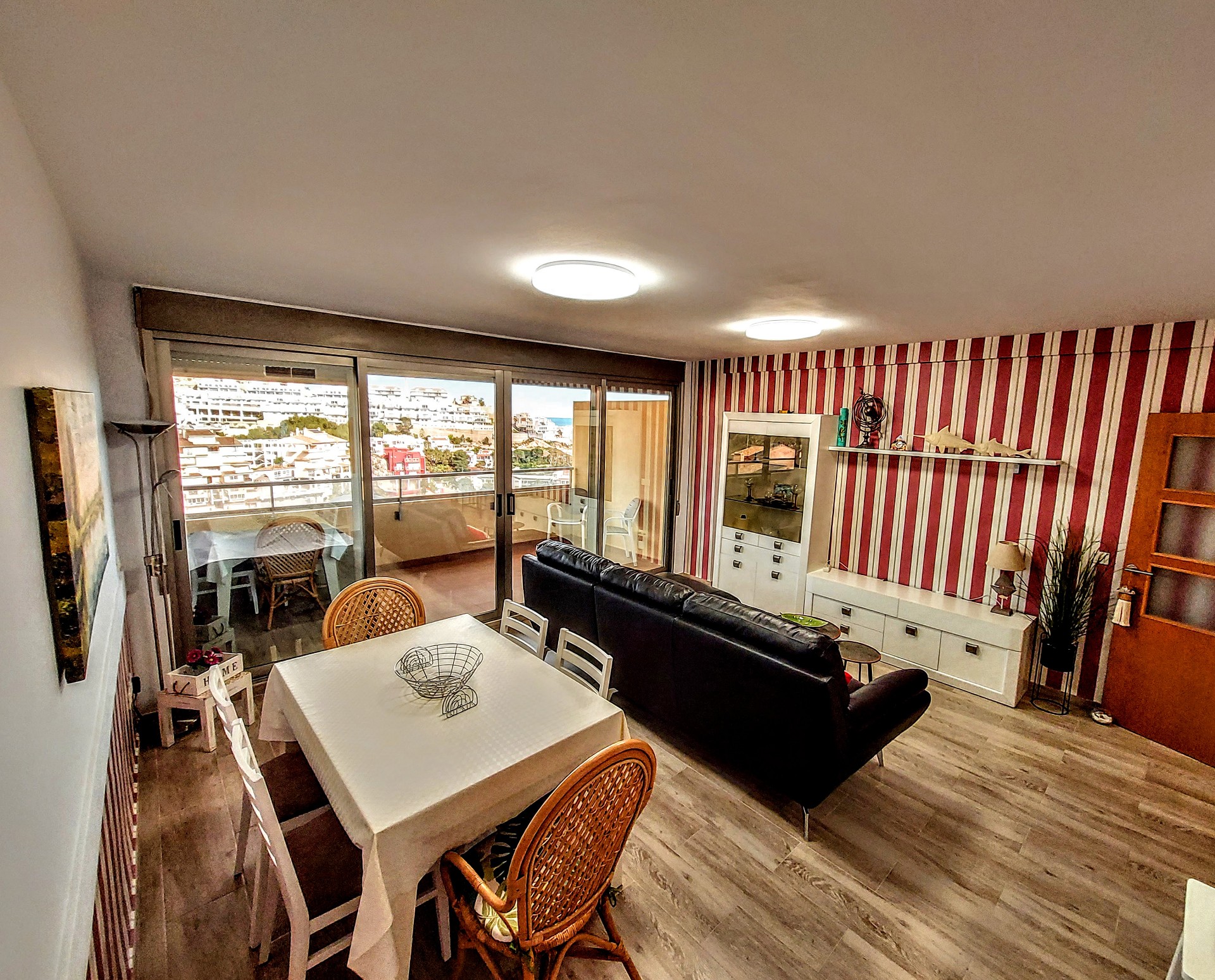 Apartament z 3 sypialniami w Cullera