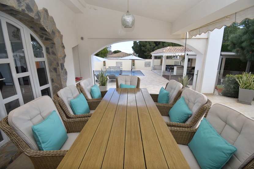 Villa de 6 dormitorios en Cabo Roig