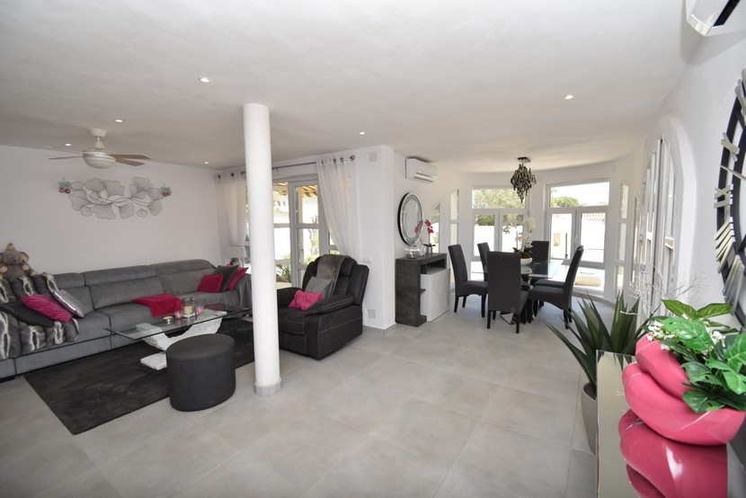 Villa de 6 dormitorios en Cabo Roig