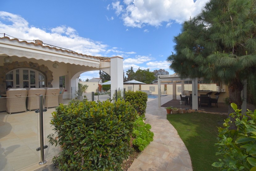 Villa de 6 dormitorios en Cabo Roig