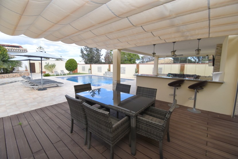 Villa de 6 dormitorios en Cabo Roig