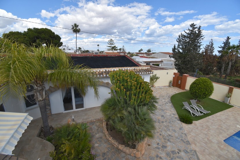Villa de 6 dormitorios en Cabo Roig