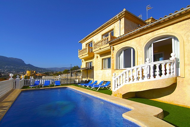 Villa de 8 dormitorios en Calpe