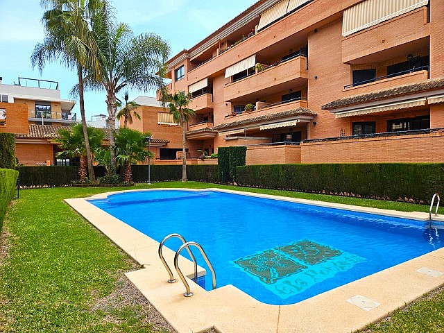 Apartament z 3 sypialniami w Javea
