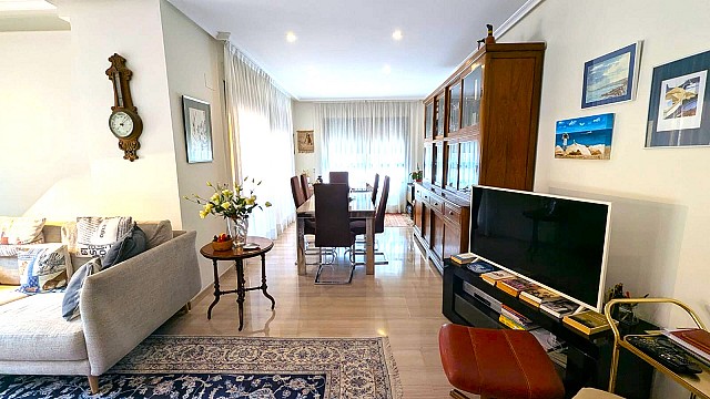 Apartament z 3 sypialniami w Javea