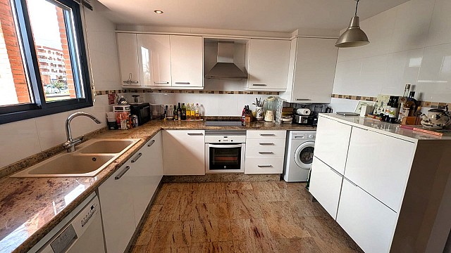 Apartament z 3 sypialniami w Javea